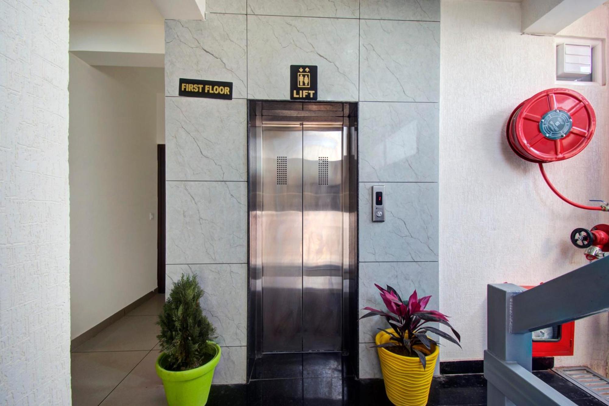 Hotel M.S Divisione di Divisione di Jaipur Esterno foto